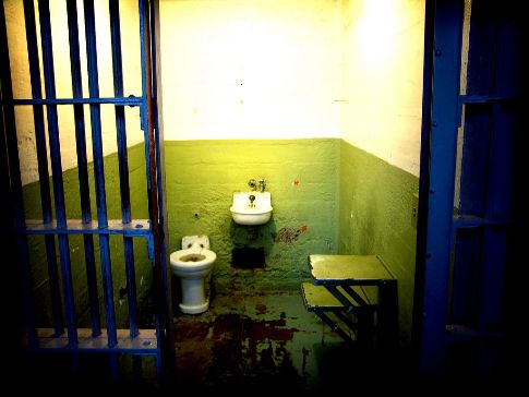 Senators Menendez, Kennedy, and Gillibrand Fix Immigration Detention