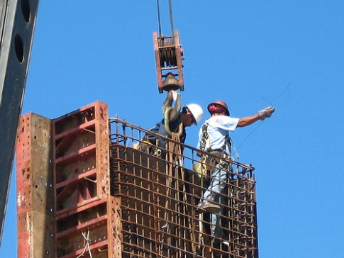 New Study Confirms Positive Impact of Immigration on Wages of Native-Born Workers