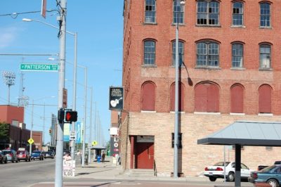 Declining Cities Look to Immigrants to Revitalize Economies and Increase University Enrollment