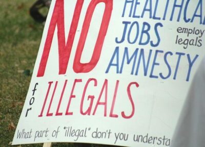 At Supreme Court, Arizona Gets Help from the Usual Suspects