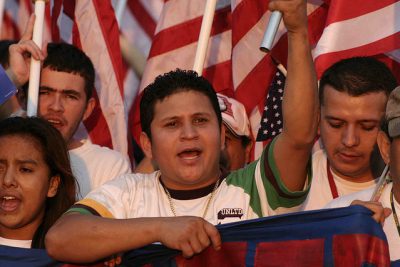 ¿Es Cierto Que los Inmigrantes Están Destinados a Darle la Espalda al Partido Republicano?
