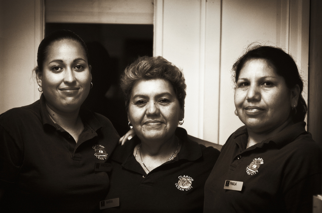 How Immigrant Women Contribute to the U.S. Economy