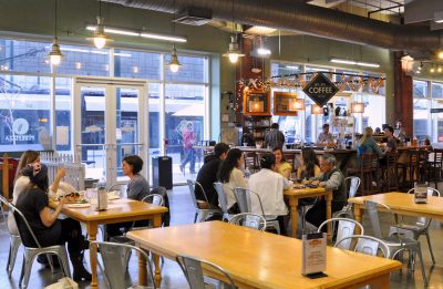 How Immigrant Entrepreneurs Move the U.S. Economy Forward