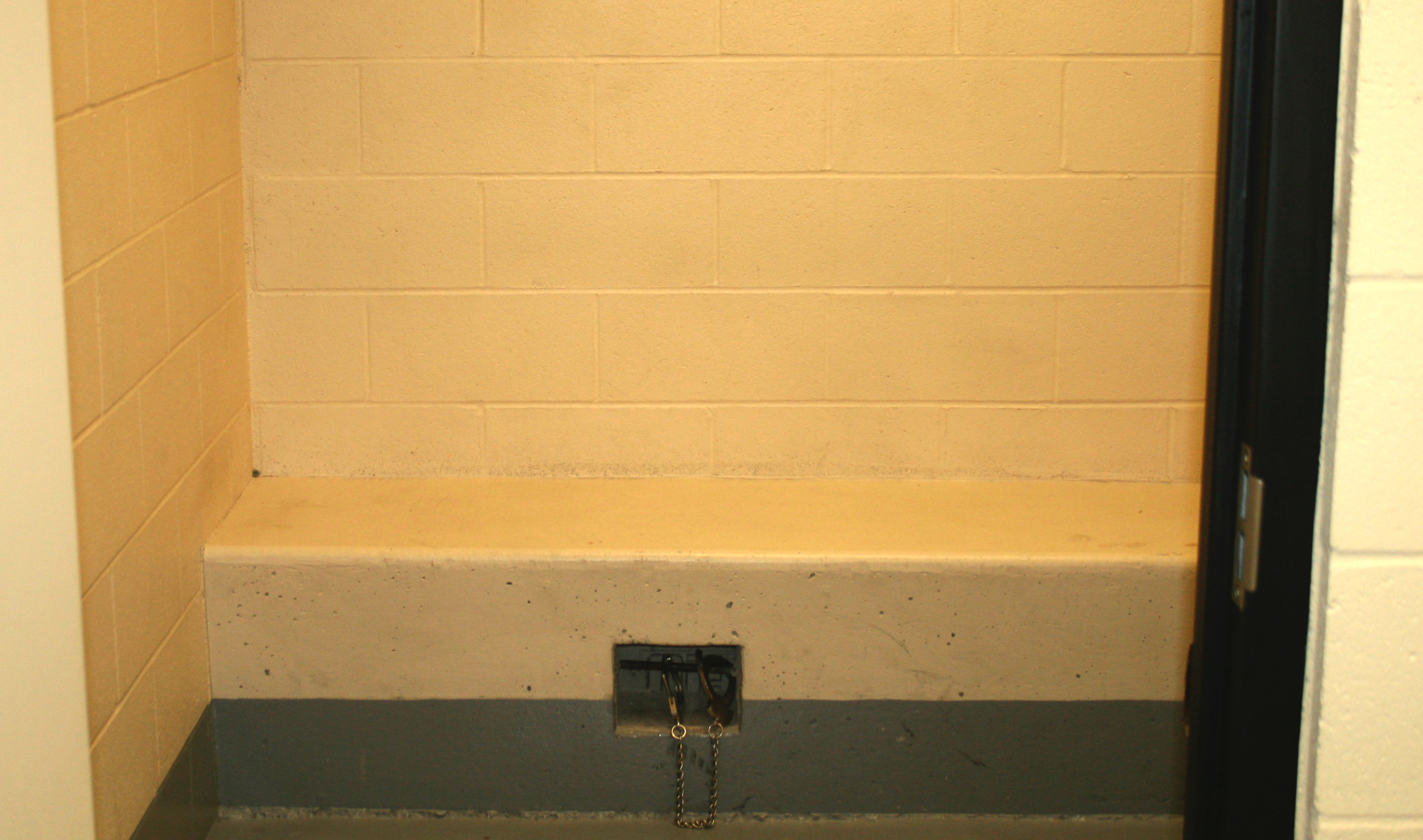 Immigrants Kept for Days in Border Patrol’s Bedless Holding Cells