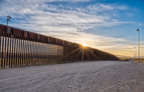 Number of Undocumented Immigrants in US at a 25-Year Low