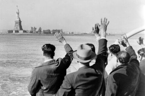 Immigrants Make up a Smaller Share of the U.S. Population Than They Did 100 Years Ago
