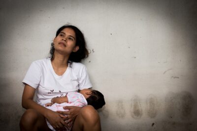 Government's Detention of Pregnant Women Questioned by Immigration Groups