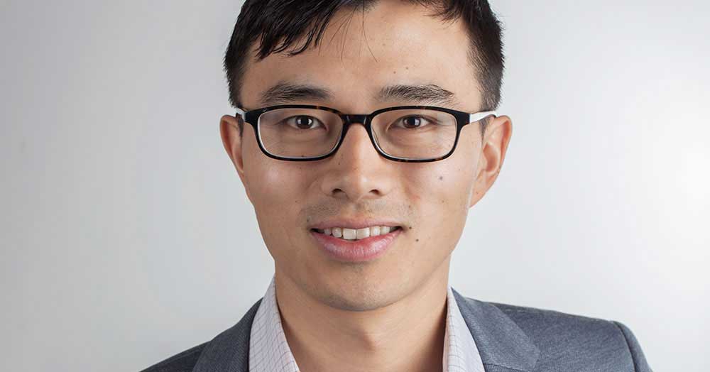 Immigrant from China Builds Business in Seattle to Aid Other Immigrants with Naturalization