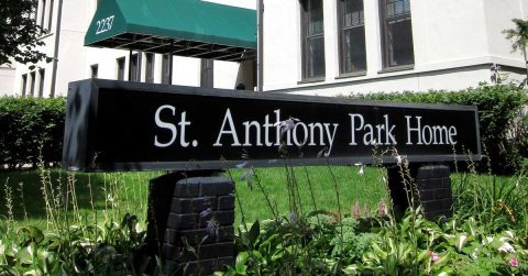 Nursing Home Staffed by Immigrants Fills Urgent Healthcare Needs