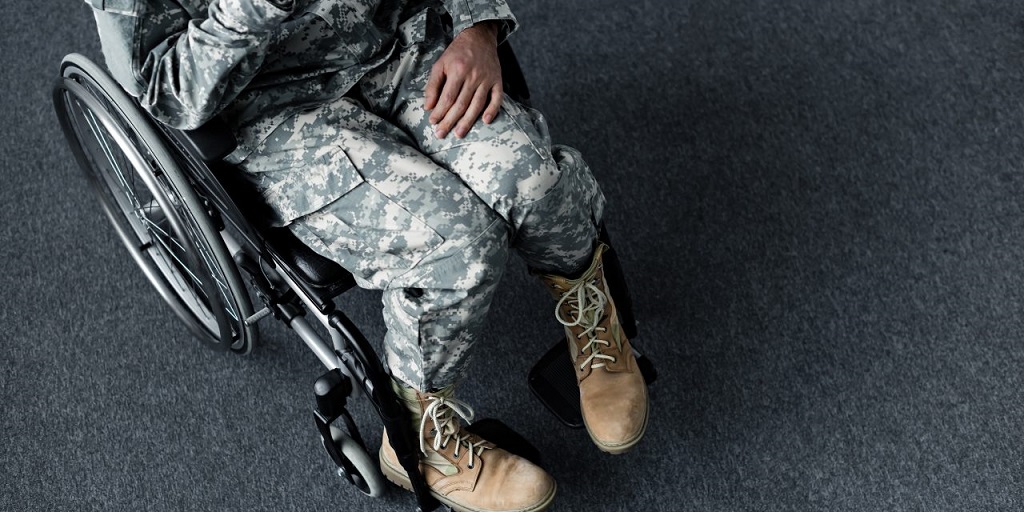 ICE Deported Hundreds of Immigrant Veterans – And Has No Record of Them in Their Database