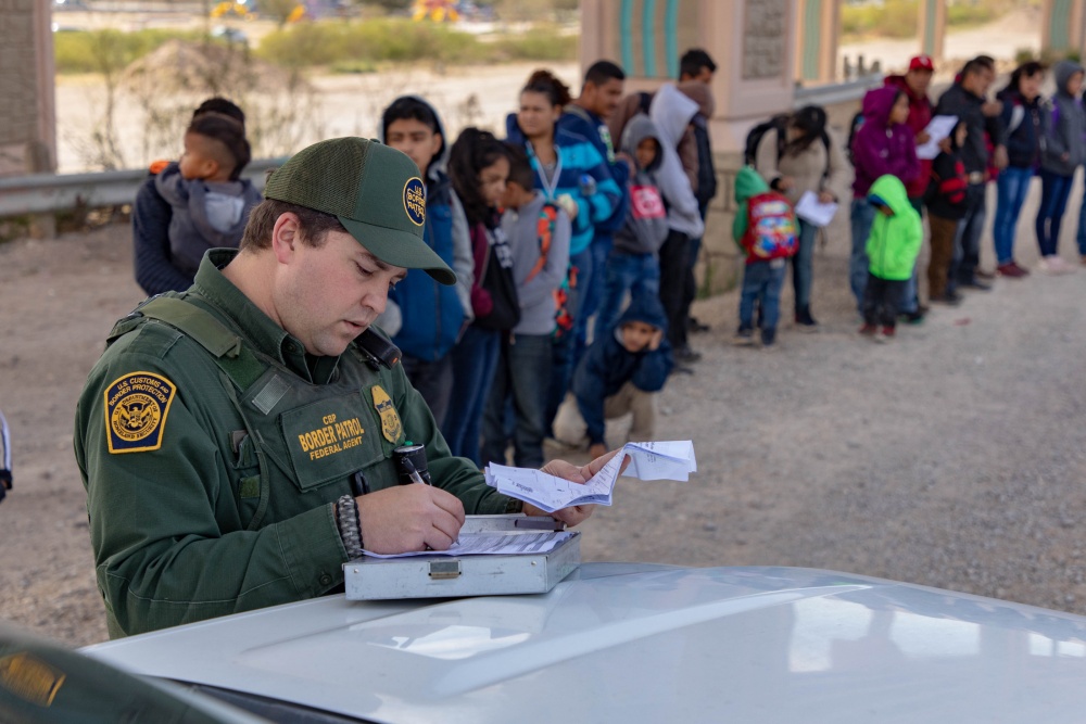 New Process in El Paso Seeks to Deport Asylum Seekers in Less Than 10 Days