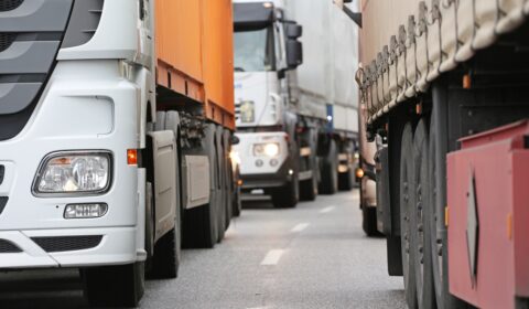 Abbott’s Anti-Immigrant Blockade Cost the US Billions in Just a Few Days