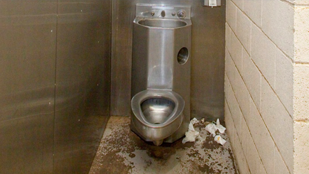 Way Too Long: Prolonged Detention in Border Patrol Holding Cells, Government Records Show
